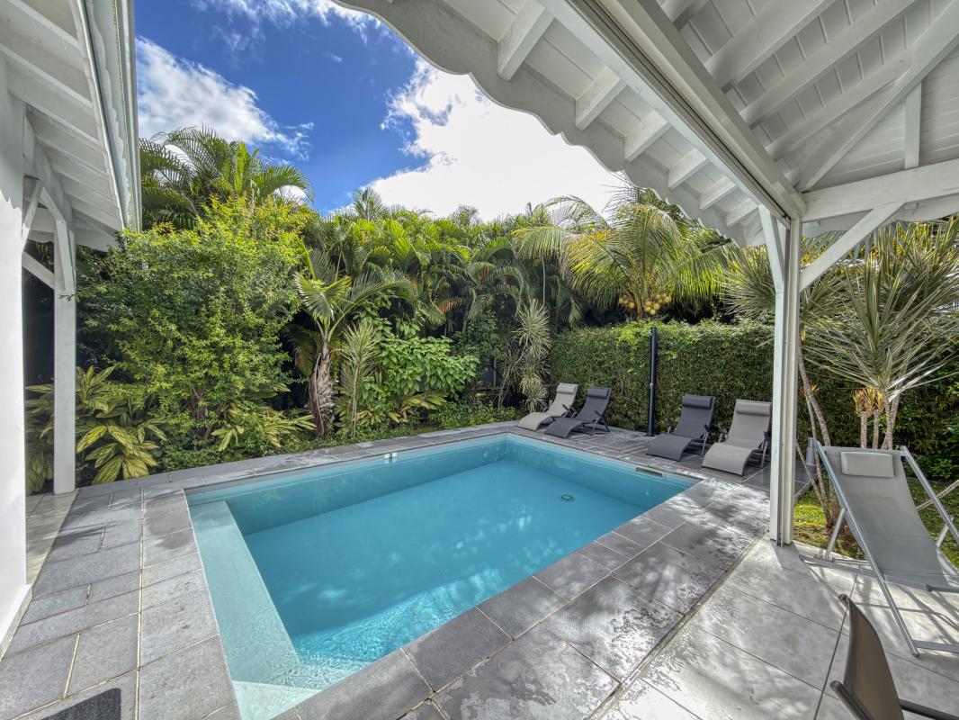 4.Location Villa piscine Saint François Guadeloupe_Terrasse et Piscine